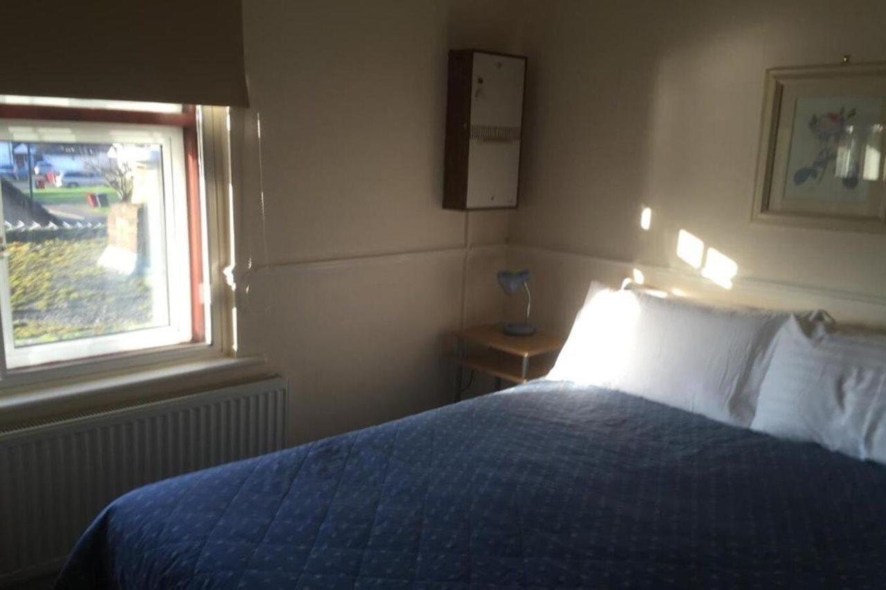 Colnbrook Guest house Slough