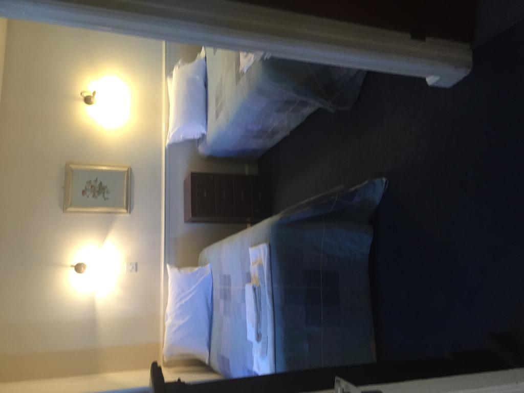 Guest house Colnbrook Slough